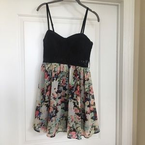 Summer Flower dress above the knee